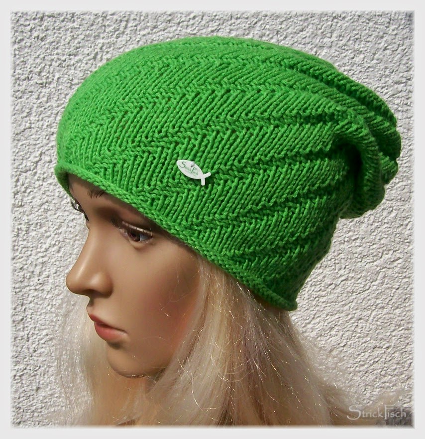 strickfisch-beanie-polo-schräg.grün