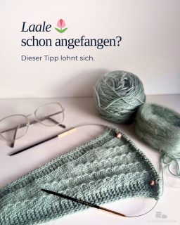 Ein kleiner Tipp f&uuml;r alle die gerade Laale stricken. 🧶

Das Hebemaschen-Muster von Laale lebt von seiner Leichtigkeit. Damit es sich sch&ouml;n entfaltet, solltest du etwas lockerer stricken als gewohnt.

Am besten regulierst du das &uuml;ber die Nadelst&auml;rke. 

Ob du zu fest strickst erkennst du daran, dass sich dein Strickst&uuml;ck zusammenrollt. Ein leichtes Umklappen w&auml;hrend des Strickprozesses ist v&ouml;llig normal und passt sich beim Waschen und Spannen an.

Rollt sich deine Laale jedoch stark zusammen, erh&ouml;he einfach um eine halbe bis ganze Nadelst&auml;rke. 

Und wer Laale noch vor sich hat.
Speicher dir diesen Tipp gern f&uuml;r sp&auml;ter. 🌷

Viel Freude mit Laale. Ich freue mich auf eure fertigen St&uuml;cke. 

#strickfisch #laale #stricktipp #hebemaschen #nadelst&auml;rke #stricken #handarbeit #strickanleitung